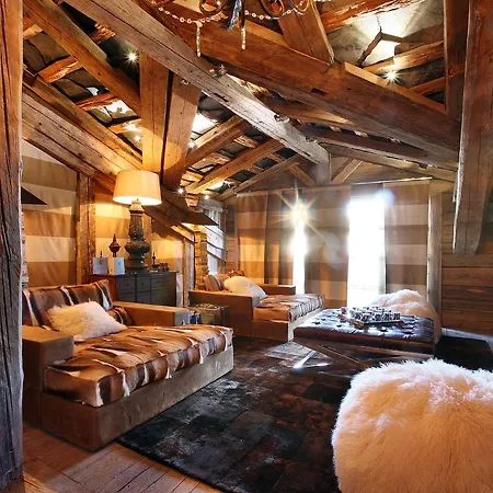 Отель Le Saint Roch 5*