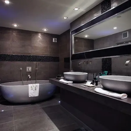 Le Saint Roch فندق