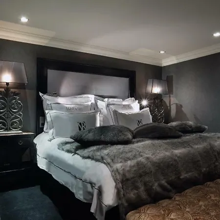 Le Saint Roch Отель 5*