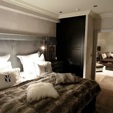 فندق Le Saint Roch 5*