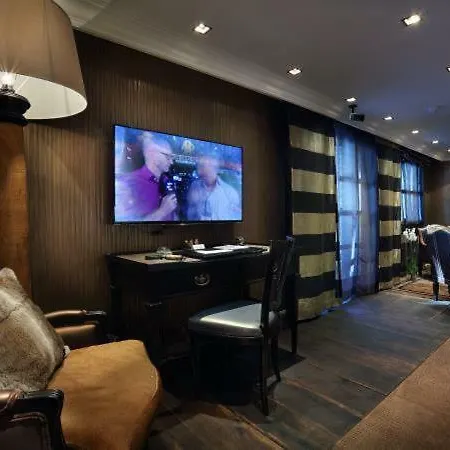 فندق Le Saint Roch كورشوفيل