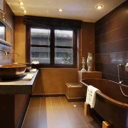 Le Saint Roch فندق 5*