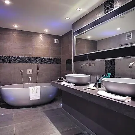 Saint Roch Hotel