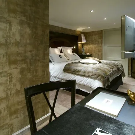 Le Saint Roch Отель 5*