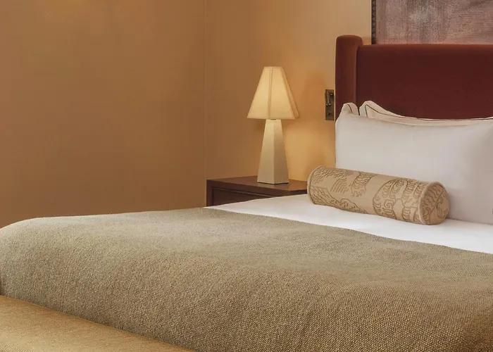 Le Saint Roch Szálloda 5*