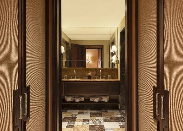 Szálloda Le Saint Roch 5*