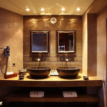 Ξενοδοχείο Le Saint Roch Κουρσεβέλ